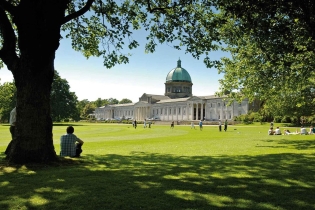 Tabere internationale in rate, Haileybury and Imperial Service College