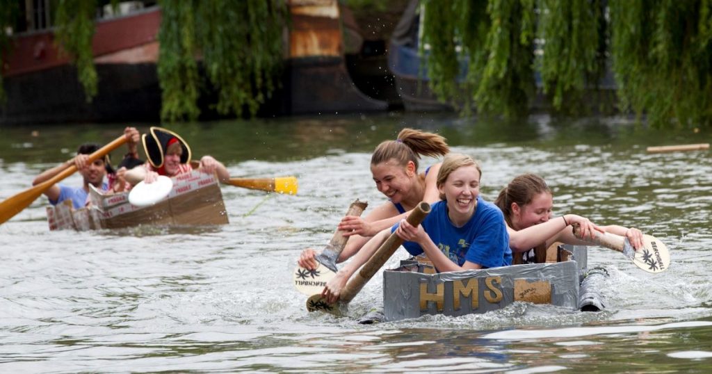 Punting Girls Ridley Hall 2017