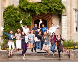 tabara de grup limba engleza queens college somerset anglia.jpg