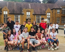 tabara de vara copii 2027 anglia bloxham school oxfordshire.jpg