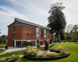 Tabara Limba Engleza Pre IGCSE/ Pre-IB - Whitgift School, Londra