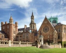 tabara limba engleza pregatire academica clifton college britol.jpg